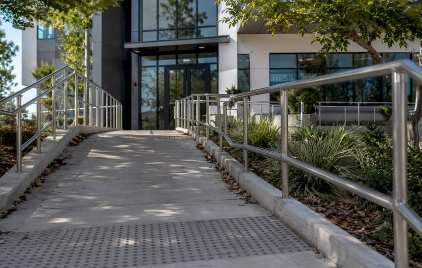 Accessible ramp and commercial building entrance
